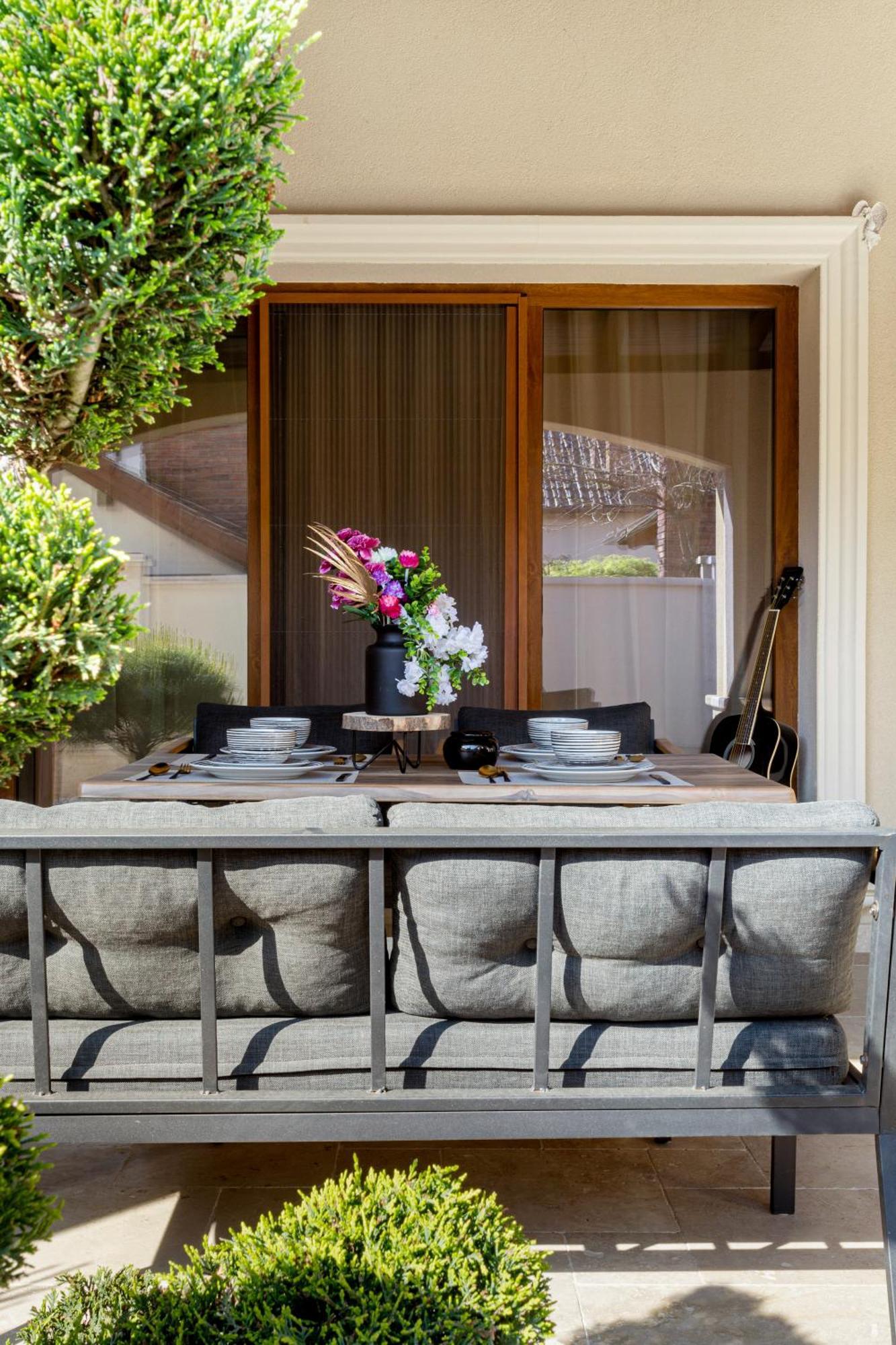 Sika Palladium Garden & Spa Central Apartment 아라드 외부 사진
